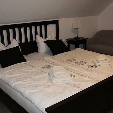 Vdovic Guest House Svecina Екстер'єр фото