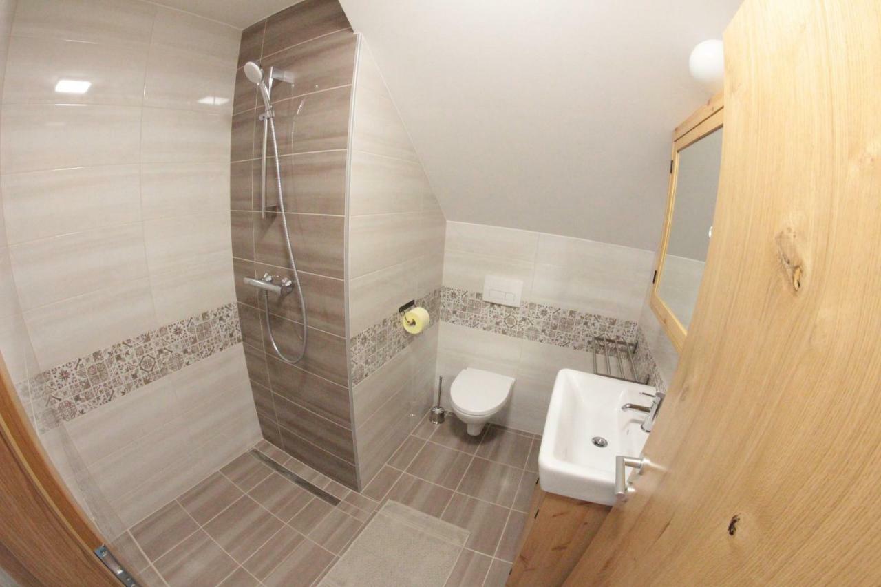 Vdovic Guest House Svecina Екстер'єр фото