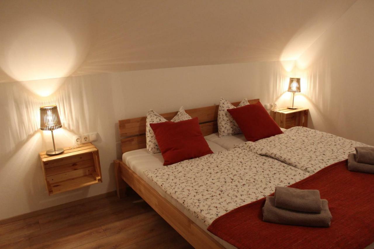 Vdovic Guest House Svecina Екстер'єр фото